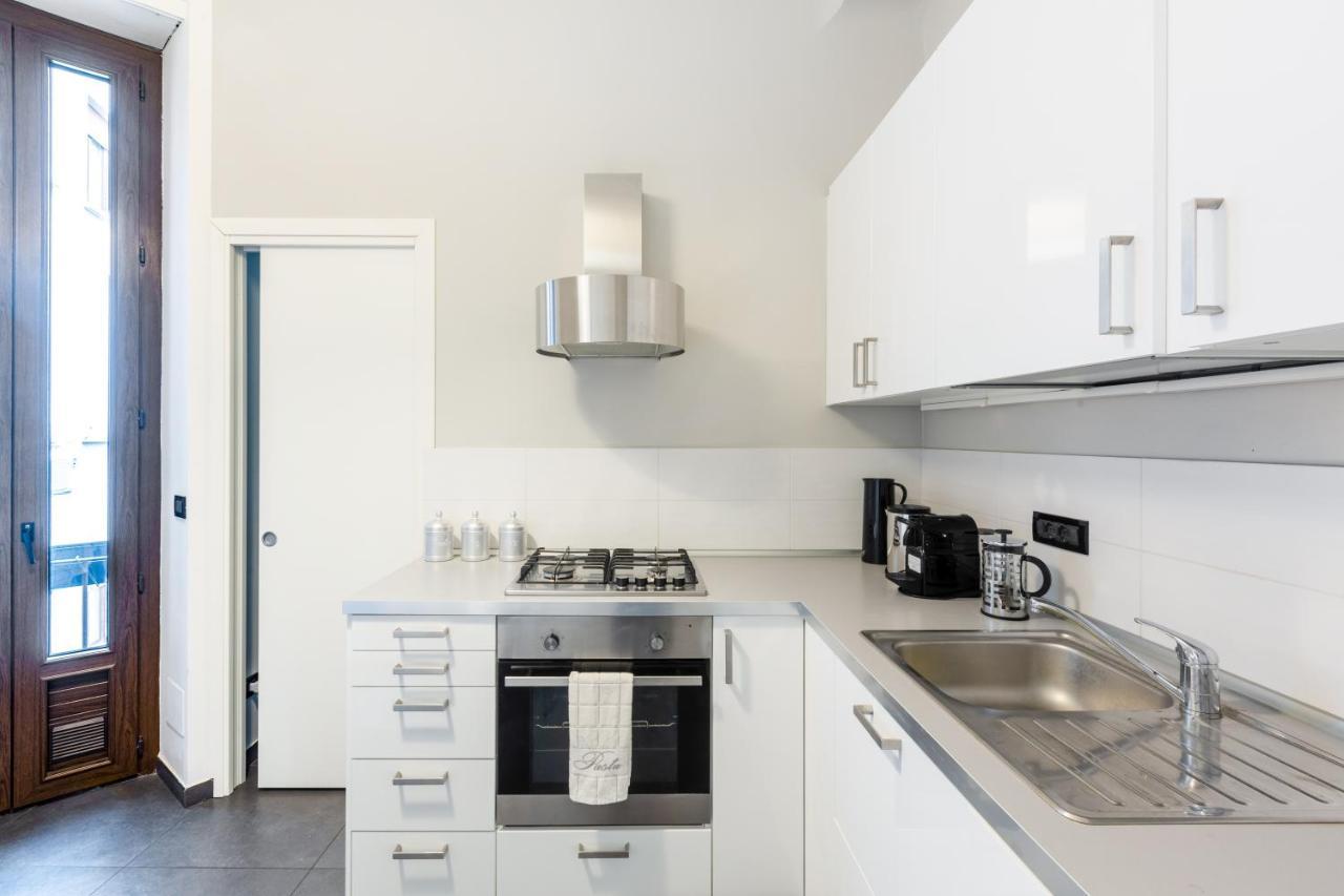 Spacious And Brilliant Apartment In Duomo By Easylife Milan Luaran gambar